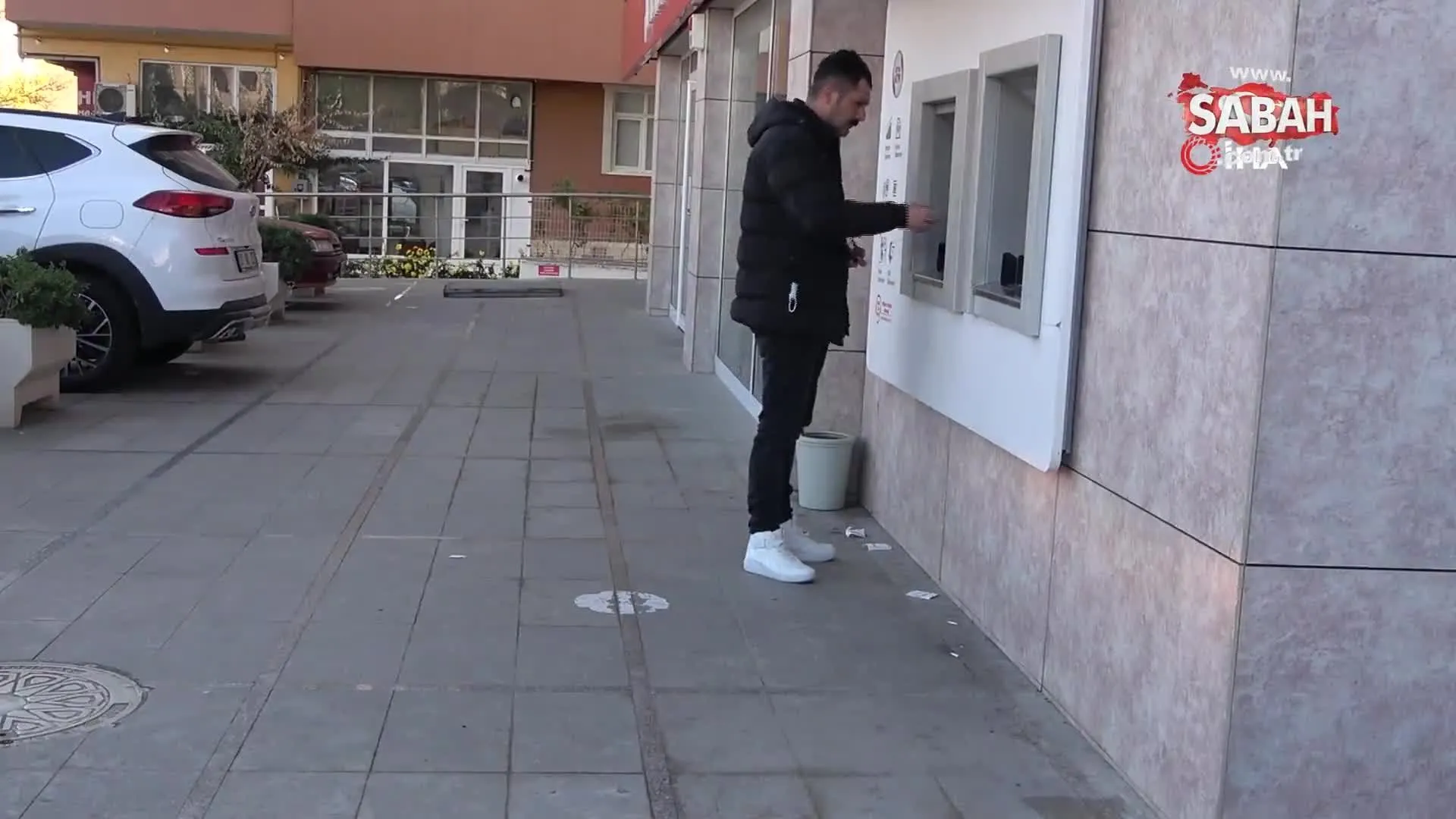Hesabindaki Parayi Gorunce Soke Oldu Dunya Benim Icin 10 Saniyeligine Durdu Video Videosunu Izle Son Dakika Haberleri