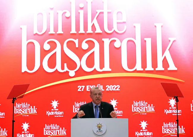 son-dakika-baskan-erdogandan-mersindeki-teror-saldirisina-tepki-malum-parti-terorist-kadinlari-istismar-ediyor-1664294690517.jpg