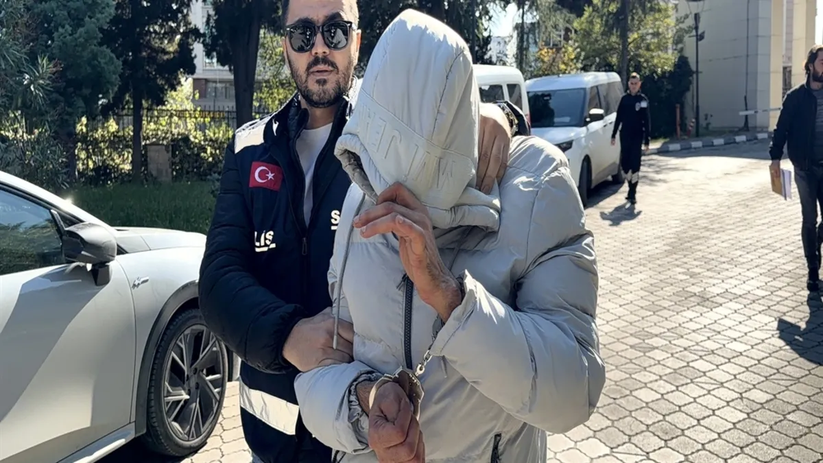 Samsun'da kıskançlık dehşeti: Eşini bacak ve sırtından bıçakla yaraladı