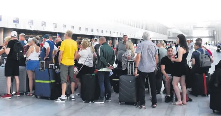 Thomas Cook’un son yolcusu da uğurlandı