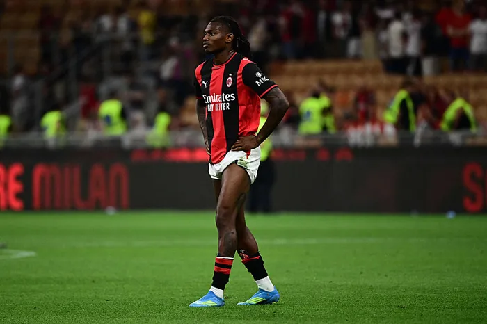 rafael-leao-milandan-ayrilacagini-acikladi-fenerbahce-ve-galatasaray-ile-aniliyordu-1780179311108.jpeg