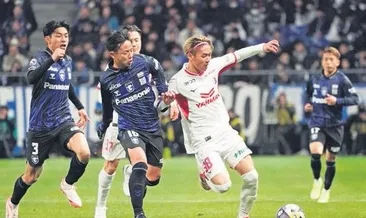 Japon işi futbol!