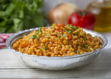 Sebzeli bulgur pilavı tarifi: Her kaşığı lezzet dolu...