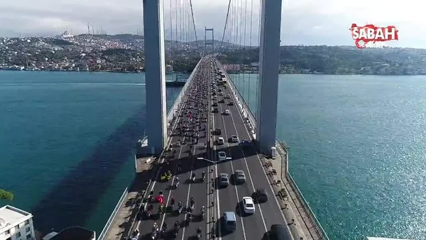 15 Temmuz Şehitler Köprüsü'nde motosikletlilerden Cumhuriyet Bayramı konvoyu