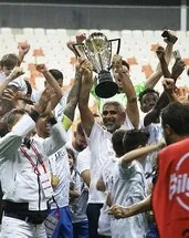 Süper Lig’e yükselen Bodrum FK kupasını aldı