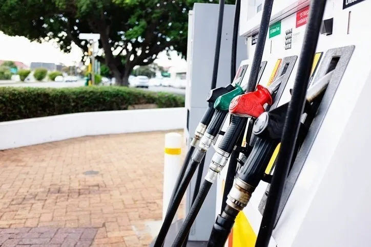 SON DAKİKA   Akaryakıt indirimi ile güncel benzin fiyatları ne kadar oldu, kaç TL? 2021 Akaryakıt, mazot, motorin fiyatı ve benzin fiyatları düştü mü?