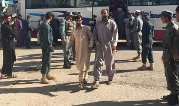 İran 215 Afgan hükümlüyü ülkelerine iade etti