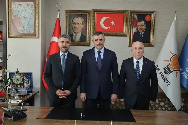 icisleri-bakani-ciftci-eser-ve-hizmet-siyasetinden-ayrilmadan-ulkemizi-her-alanda-daha-guclu-yarinlara-tasimay-1778785925787.jpg