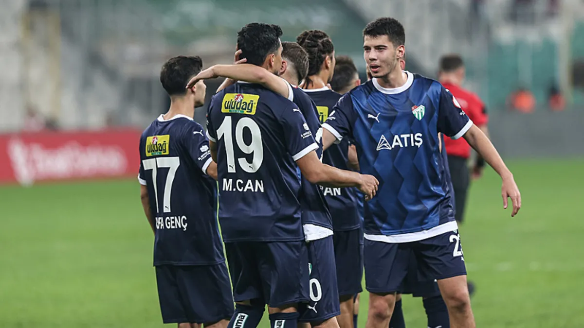 Bursaspor 3-1 7 Eylül Turgutlu (MAÇ ÖZETİ) Bursaspor 3-1 7 Eylül Turgutlu (MAÇ ÖZETİ)