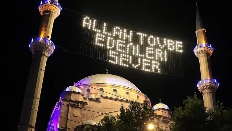 Kadir Gecesi duası ve suresi! Kadir Gecesi’nde neler yapılır? Kadir Gecesi namazı, okunacak dualar, yapılacak ibadetler ve yapılması gerekenler