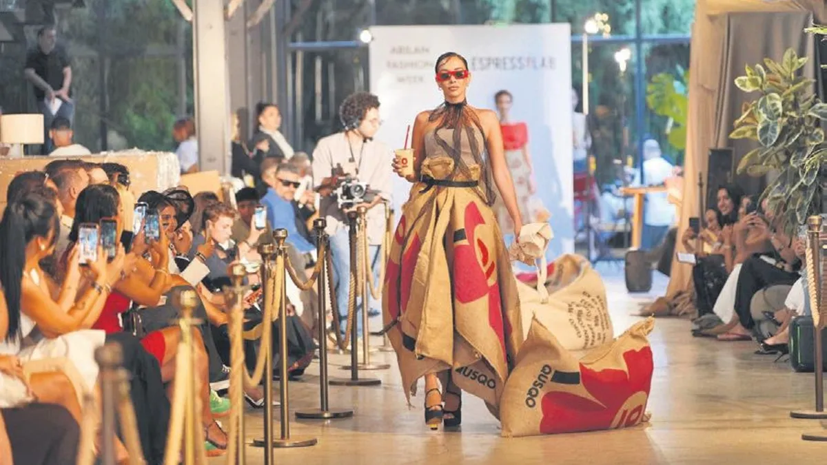 Moda tutkunları Fashion Show’da buluştu