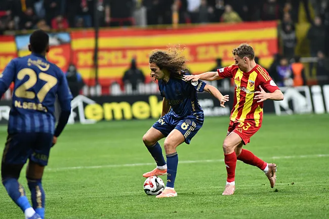 son-dakika-haberi-fenerbahce-kayserisporu-4-golle-gecti-taliscadan-duble-1775935328937.jpeg