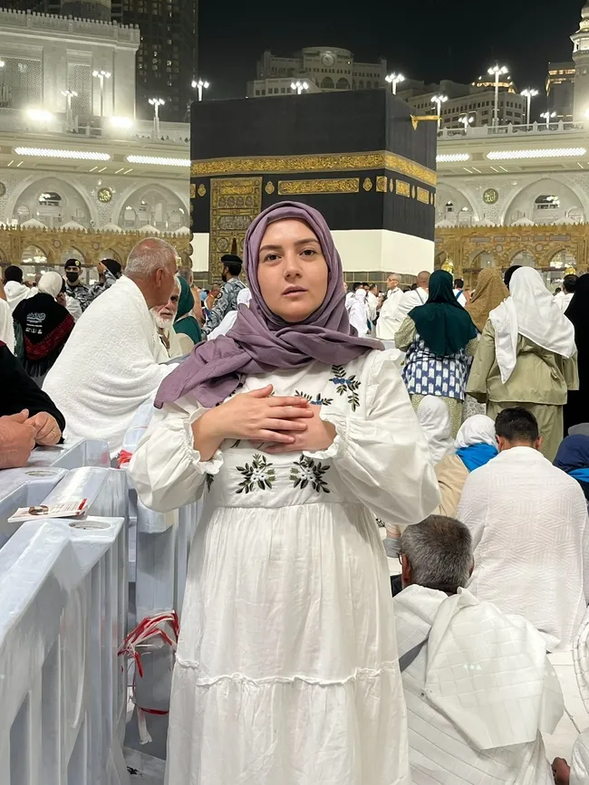 tarifsiz-bir-duygu-1779185937923.jpeg