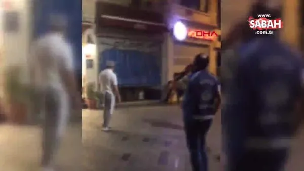 İstanbul Beyoğlu'nda mağazada yangın; mahsur kalan çalışan kurtarıldı | Video