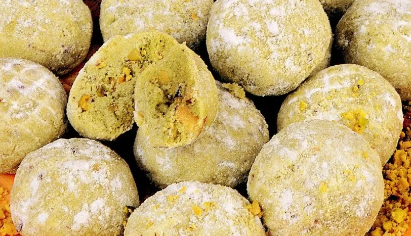 Antep fıstıklı Kurabiye Tarifi Bisküviler ve Kurabiyeler Sofra