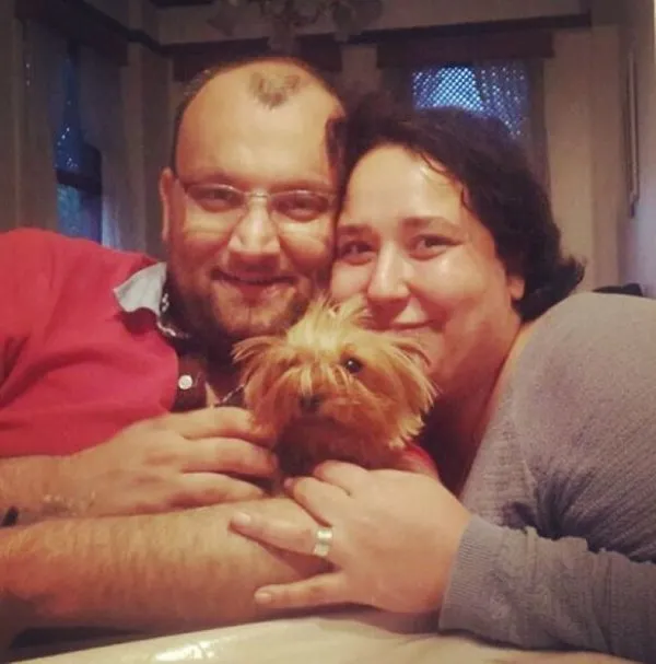 Ünlü isimlerin eşleri ve sevgilileri (Mehmet Ali Nuroğlu)