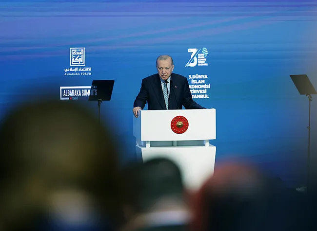 son-dakika-baskan-erdogan-acikladi-ziraat-vakif-ve-halk-katilimi-birlesecek-emlak-katilim-halka-arz-olacak-1780670723030.jpeg SON DAKİKA | Başkan Erdoğan açıkladı: Ziraat, Vakıf ve Halk Katılım'ı birleşecek, Emlak Katılım halka arz olacak!