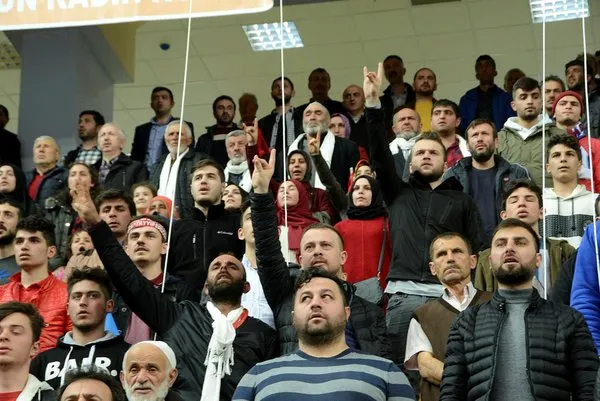 Trabzon'dan Cumhurbaşkanı Erdoğan'a görkemli karşılama