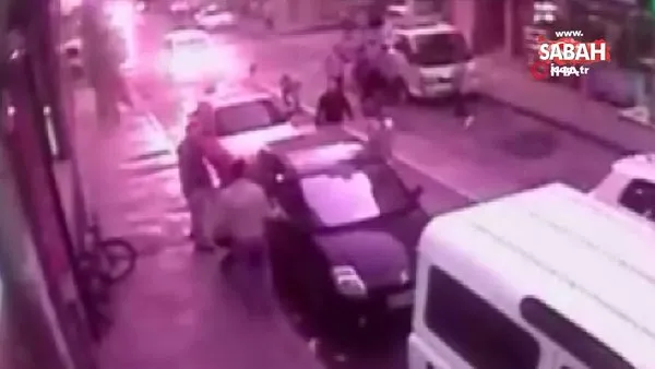 İstanbul Sultangazi'de liseli gence kemer ve sopalarla öldüresiye dayak kamerada