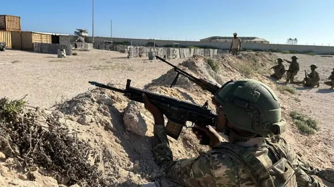 turkiyeden-teror-orgutu-pkkya-net-mesaj-baska-yollar-icin-de-imkan-ve-irade-var-1746089266214.jpeg Türkiye’den terör örgütü PKK’ya net mesaj: Sistem dışına çıkarılması için başka imkan ve irade var!