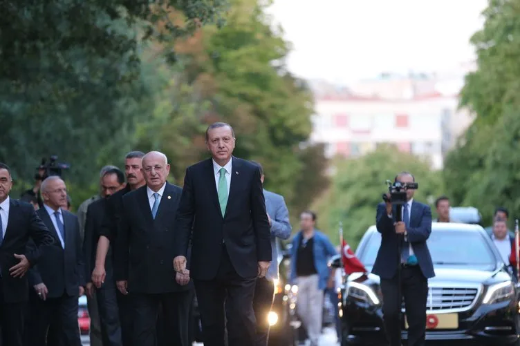 Erdoğan TBMM’de incelemelerde bulunmak üzere Meclis’e gitti