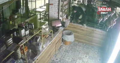Tatlıcıdaki hırsızlık anı kamerada: 4 bin TL ve SMA bağış kumbarasını çaldılar