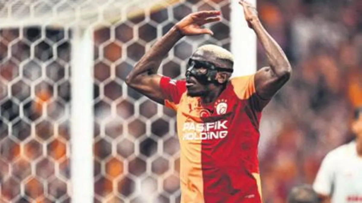 Victor Osimhen hepsine bedel