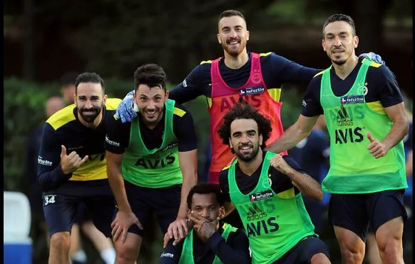 Ersun Yanal'dan Fenerbahçe'nin yıldızına kesik!