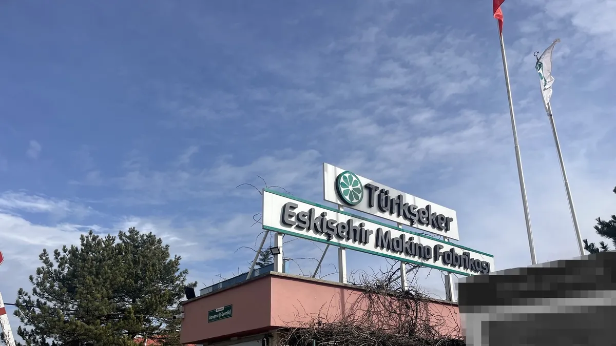 Eskişehir’de yürekler ağza geldi: Fabrikada cüruf patlaması! 6 yaralı Eskişehir’de yürekler ağza geldi: Fabrikada cüruf patlaması! 6 yaralı