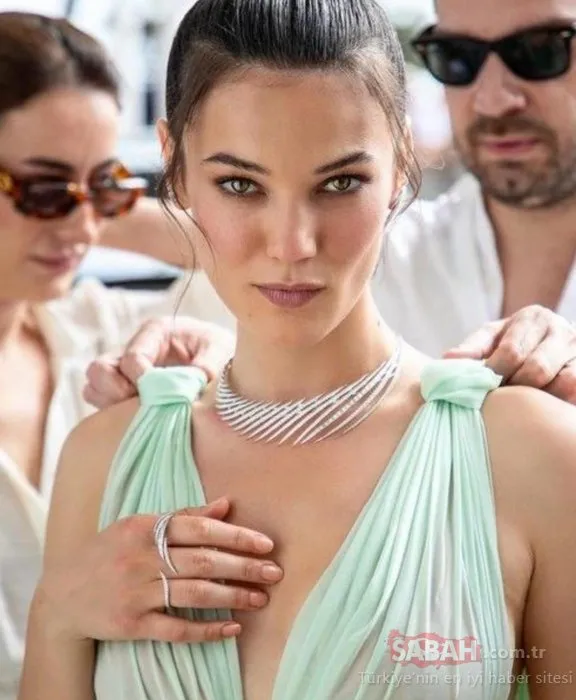 Yargı’nın Ceylin’i Pınar Deniz Cannes’a damga vurdu! Pınar Deniz, kıyafeti ve güzelliğiyle ilgi topladı!