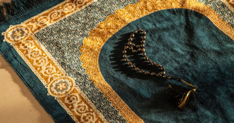 MİRAÇ KANDİLİ NAMAZI: Miraç Kandili namazı nasıl kılınır, kaç rekat, hangi dualar ve sureler okunur?