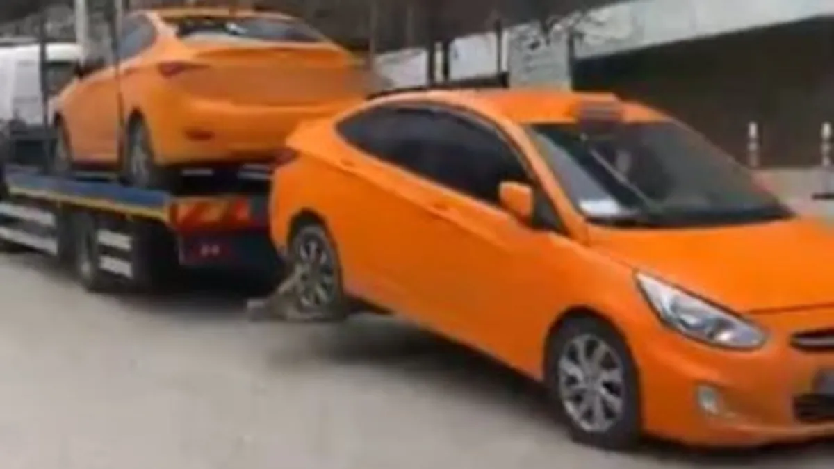 Ankara’da yaya geçidinde facianın eşiğinden dönüldü! Sürücüler hakkında idari işlem yapıldı Ankara’da yaya geçidinde facianın eşiğinden dönüldü! Sürücüler hakkında idari işlem yapıldı