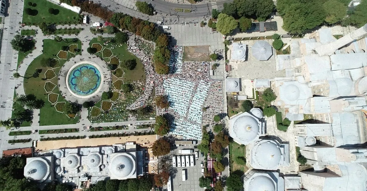 Ayasofya Camii Nde Cuma Namazi Hep Ilk Gunku Gibi Son Dakika Haberler