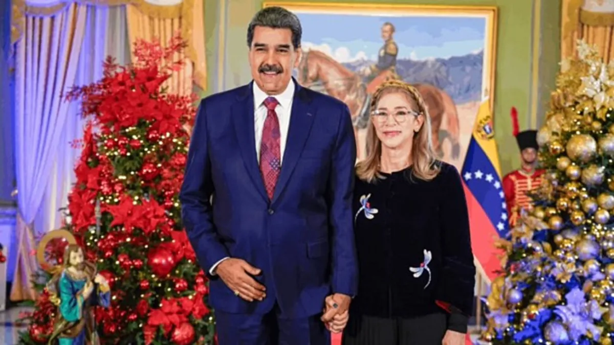 ABD basınından bomba iddia! Maduro ve eşi yatak odasından sürüklenerek çıkarıldı ABD basınından bomba iddia! Maduro ve eşi yatak odasından sürüklenerek çıkarıldı