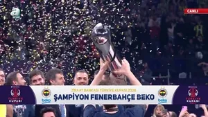 Ziraat Bankası Türkiye Kupası Şampiyonu Fenerbahçe Beko!