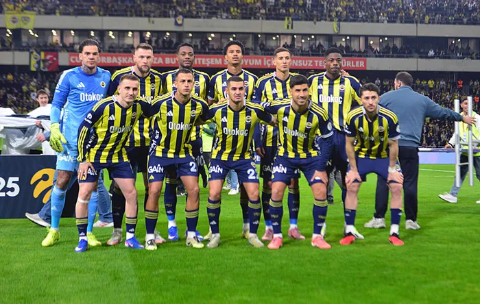 canli-turkcell-super-kupada-fenerbahce-samsunspor-maci-1767722714521.jpeg