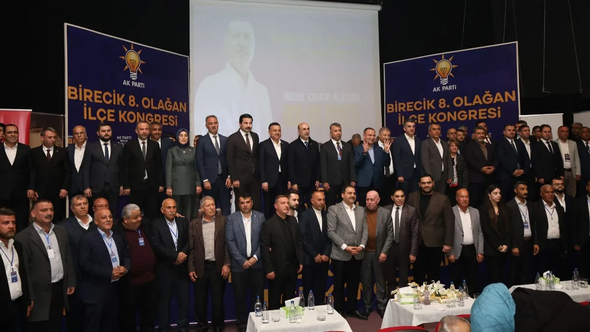 AK Parti Milletvekili Cevahir Asuman Yazmac ok al aca z Bir ak-parti-milletvekili-cevahir-asuman-yazmac-ok-al-aca-z-bir