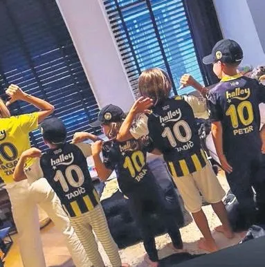 Fenerbahçeli futbolcu ve ailesi Türkiye aşığı çıktı! Artık İstanbul’da yaşayacağız
