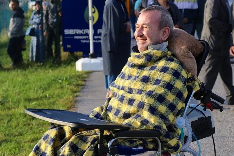 ALS hastası Erkan Genç’in Fenerbahçe sevgisi! Soğuk hava engel olamadı, antrenmanı yerinde takip etti