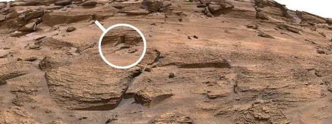 Mars’tan gelen görüntüler şoke etti: Uzaylı kapısı...