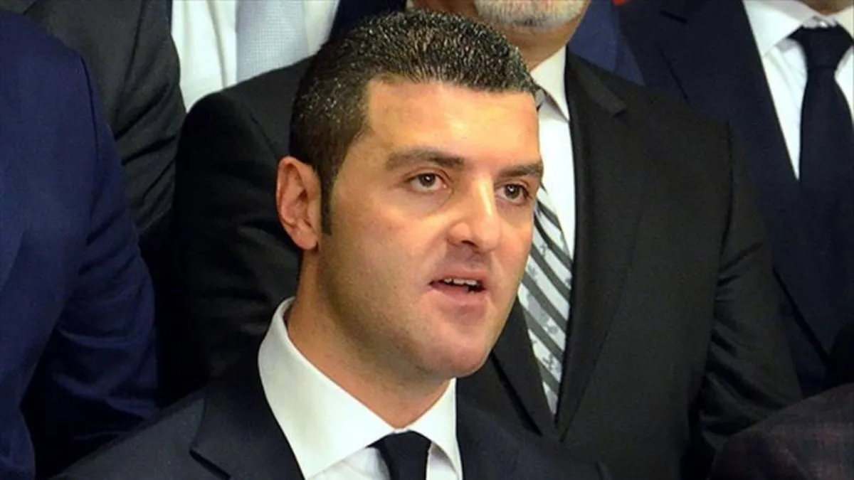 Son Dakika | İranlı işadamından suç duyurusu! “Emir Sarıgül beni 250 milyon lira dolandırdı” Son Dakika | İranlı işadamından suç duyurusu! “Emir Sarıgül beni 250 milyon lira dolandırdı”