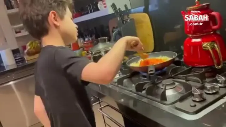 Cem Yılmaz'a doğum gününde oğlundan sürpriz | Video