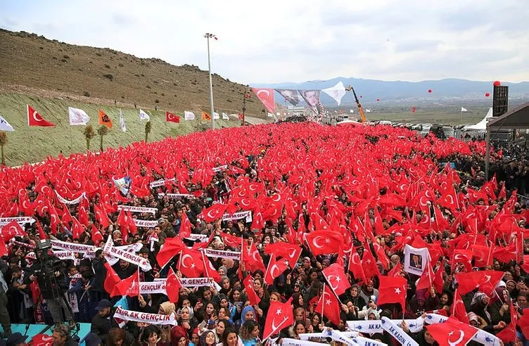 Son dakika! İzmir Ege Otoyolu projesi böyle açıldı! Açılıştan dakikalar önce dikkat çeken detay...