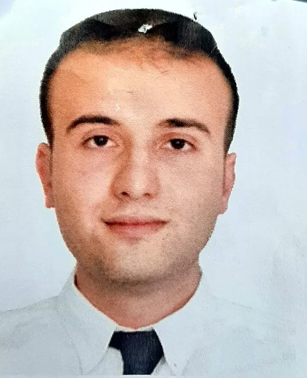 trafik-kazasinda-hayatini-kaybeden-polis-memuru-son-yolculuguna-ugurlandi-1669731915522.jpeg