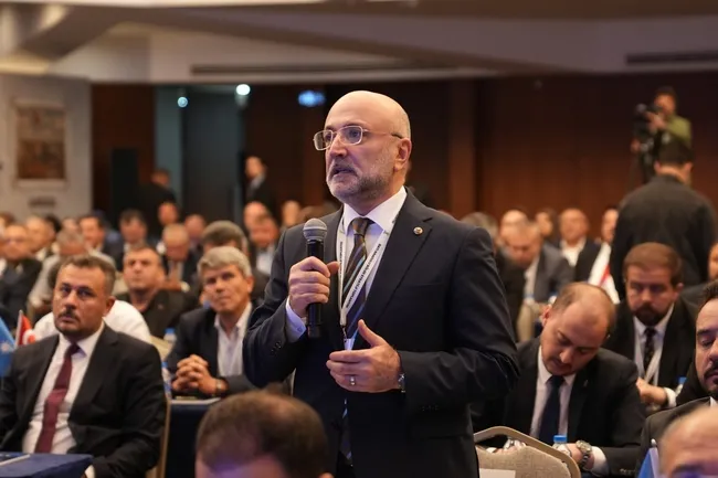 afyonkarahisar-ak-parti-teskilati-bati-anadolu-bolge-strateji-toplantisina-katildi-1781519080936.jpg