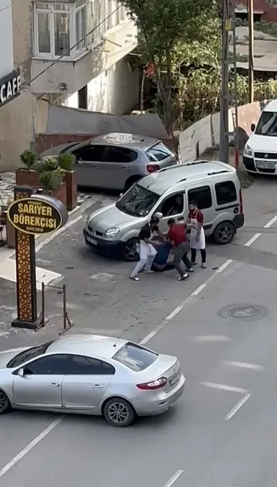 Karısına atılan mesajı görünce çılgına döndü, iş yerini bastı! Öfkeli kocaya meydan dayağı