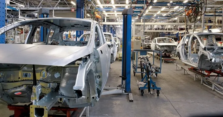 Toyota üretimi ağustosta yarı iletken açığı sonucu son bir yılda ilk kez düştü