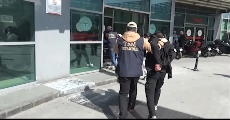 Teröristbaşının posterini açanlar yakalandı