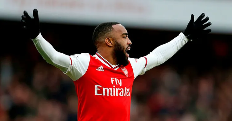 Lacazette takasta kullanılacak!