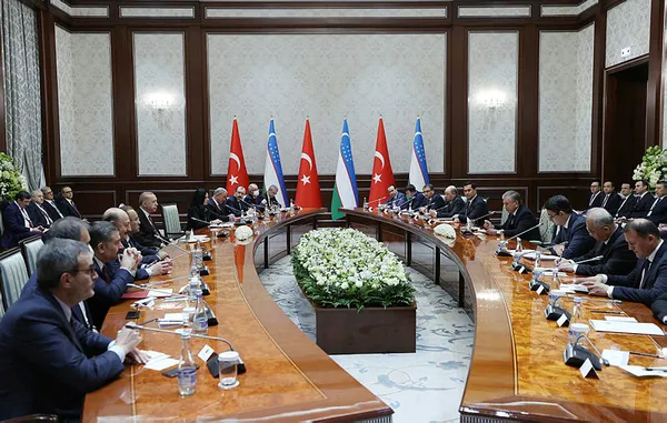 son-dakika-baskan-erdogan-ve-mirziyoyev-ortak-basin-toplantisinda-konusuyor-1648576470163.jpg